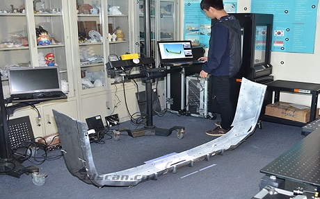 Car bumper 3D scanning case