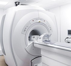 Nuclear magnetic resonance instrument shell scanning